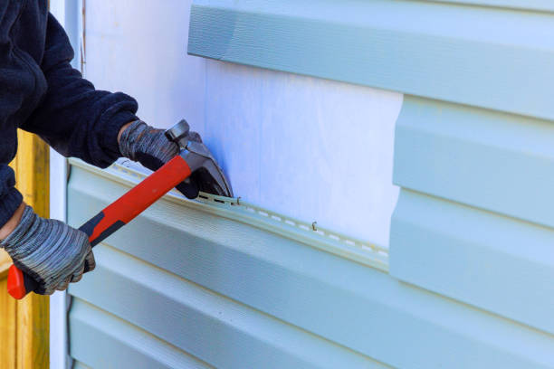 Reliable Storm Damage Siding Repair contractor in Northbrook, IL by Creative Siding